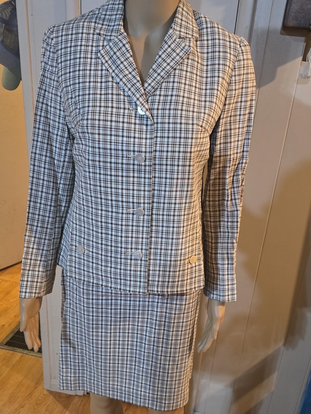 1970's Vintage The Villager Cream and Brown Checked Skirt Set